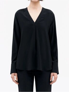 Italian-made Sheet V-Neck Long-Sleeve Black Blouse